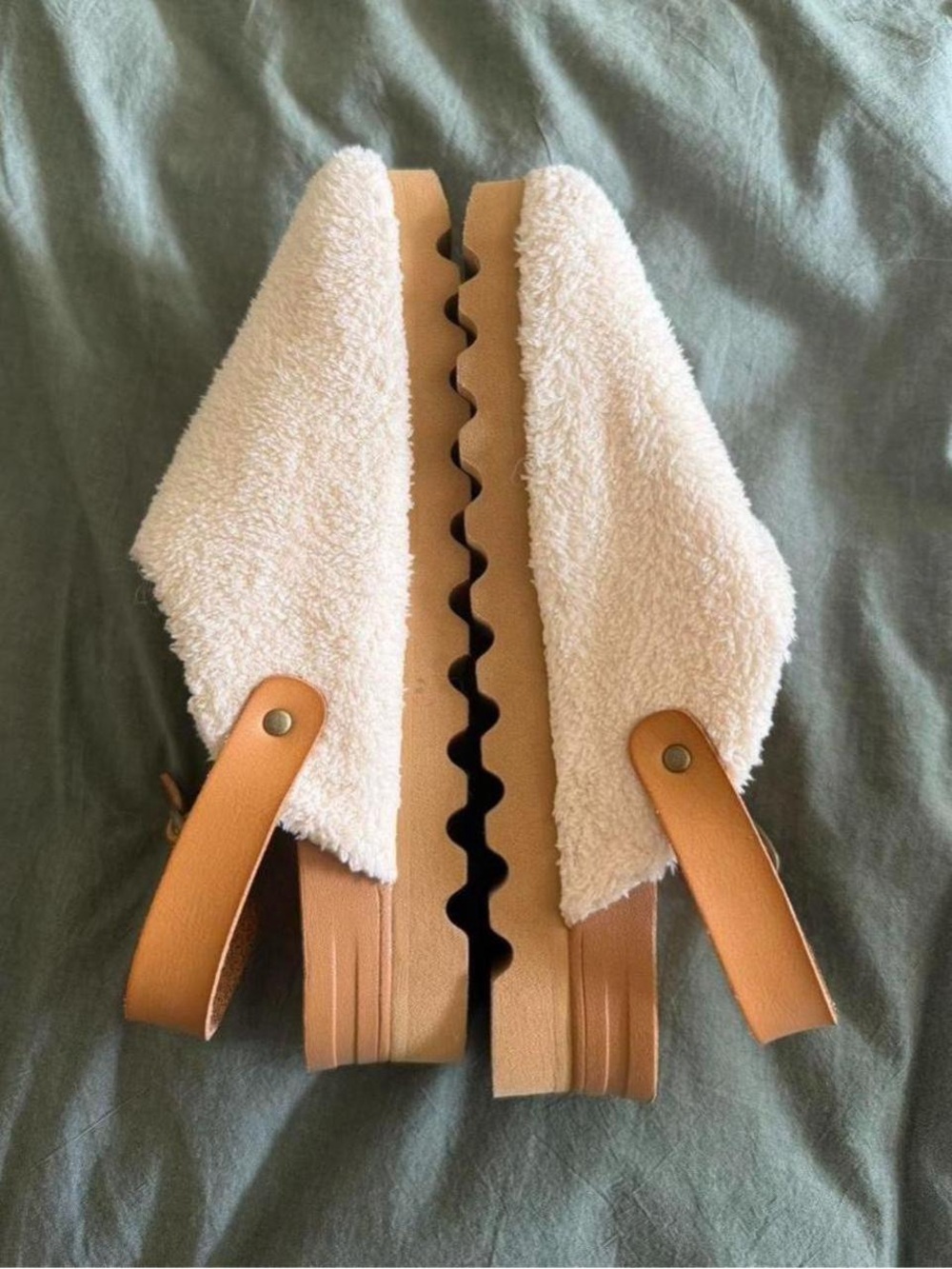 Reef Cream Terry Cloth Slingback Slides with Tan Strap - Picture 2 of 7